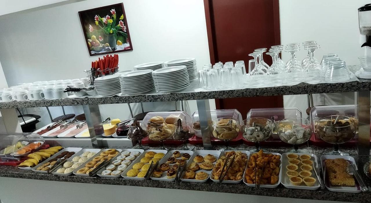 Giroto Hotel Realeza Ngoại thất bức ảnh