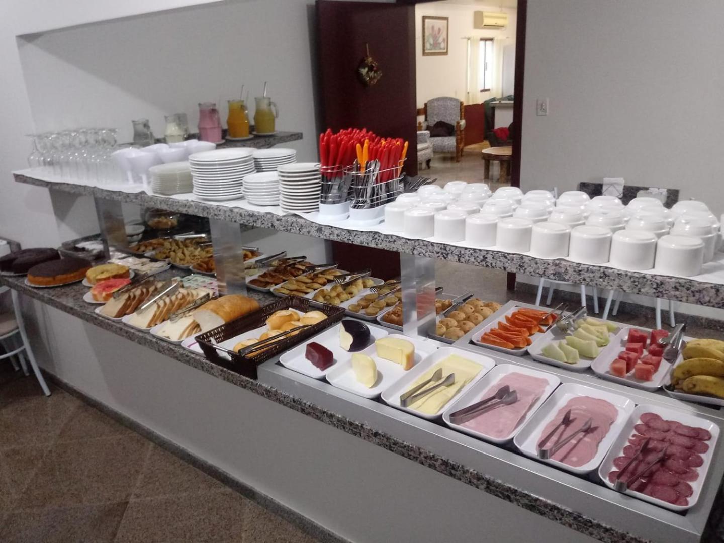 Giroto Hotel Realeza Ngoại thất bức ảnh